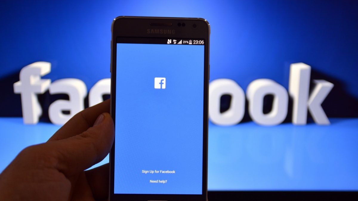 5 Ways to Hack Facebook Password from Other Mobile and Computer