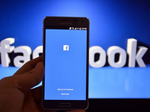 5 Ways to Hack Facebook Password from Other Mobile and Computer